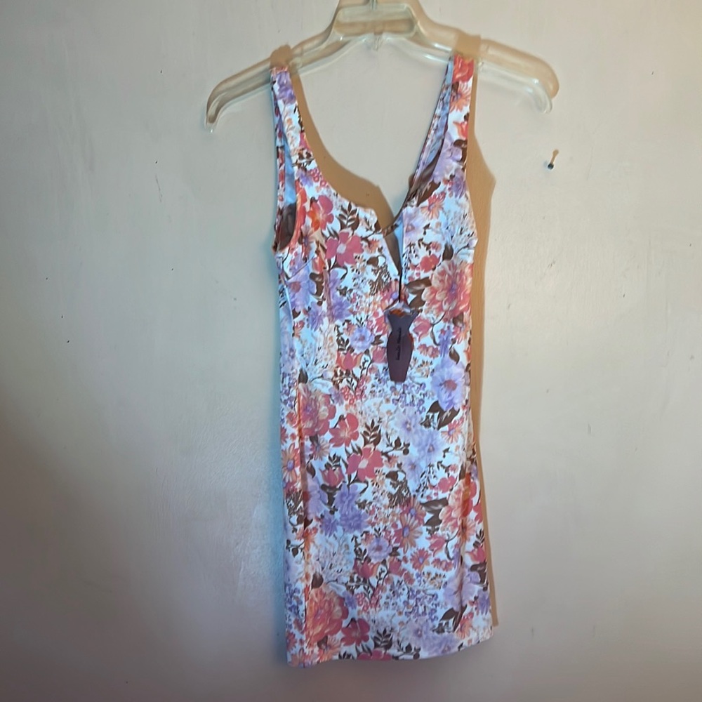 Haute monde floral peach dress size S